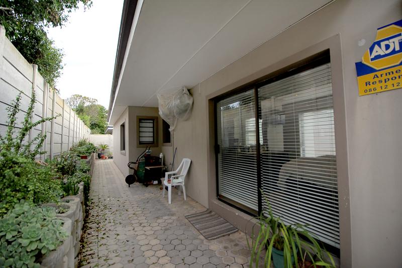 3 Bedroom Property for Sale in Reebok Western Cape
